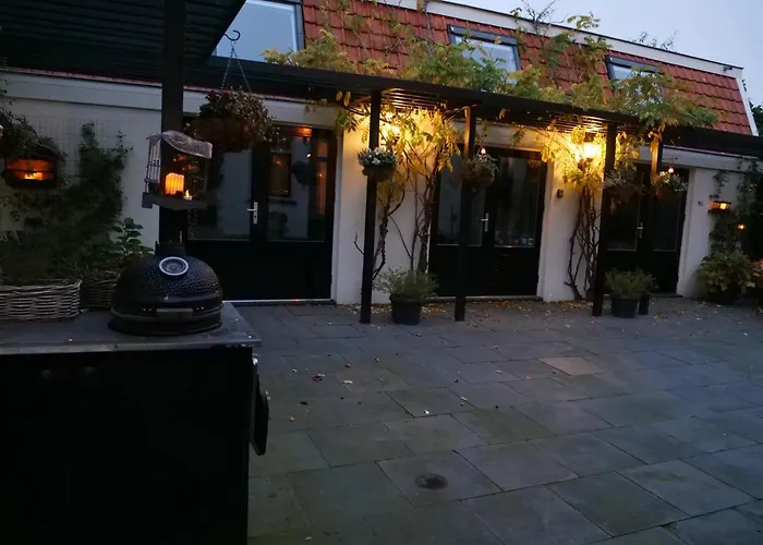 Bed & Breakfast Diemerbrug Bed & Breakfast 3*